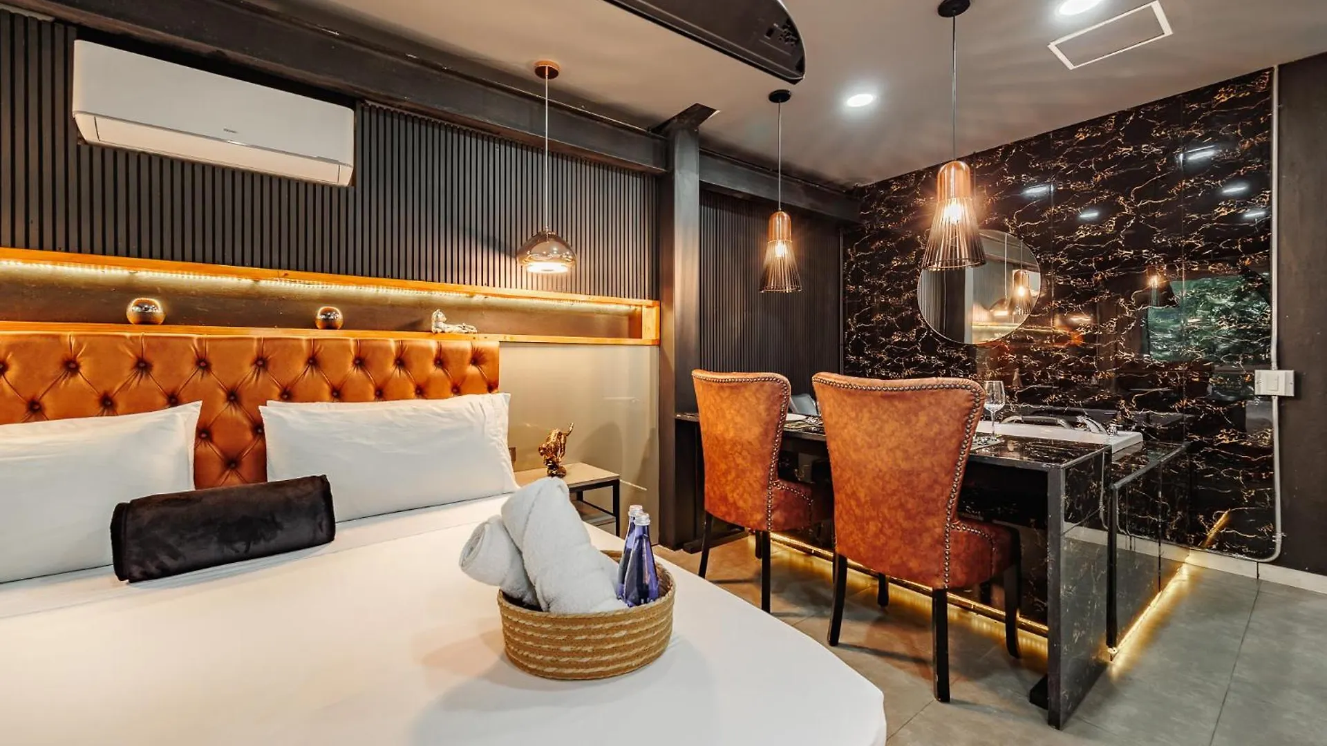 One Apartments Laureles 메딜린